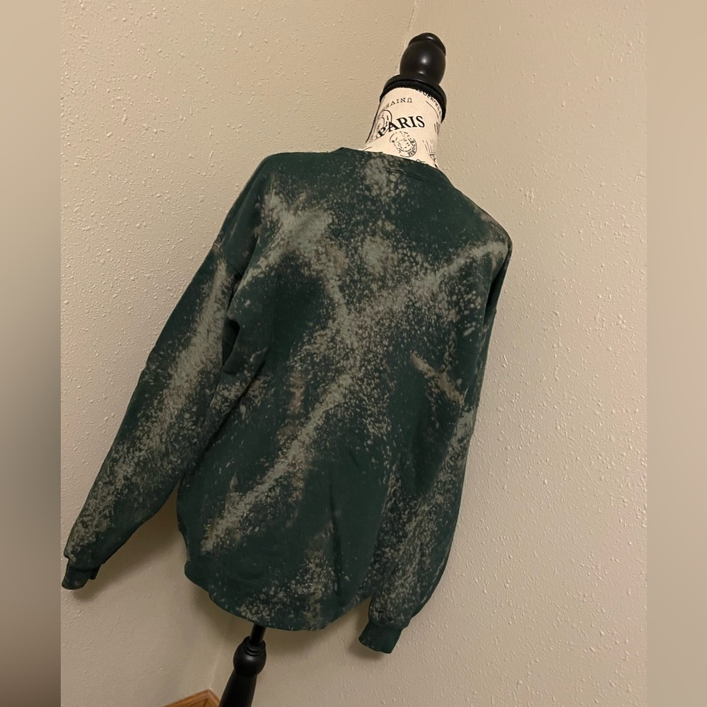 Women’s Distressed pullover - Picture 4 of 4